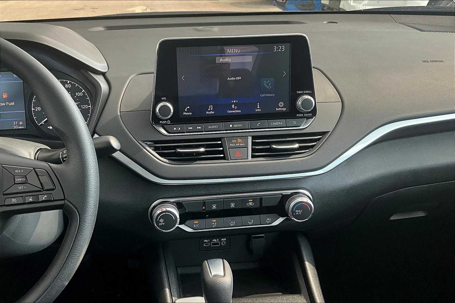 2025 Nissan Altima S photo 6
