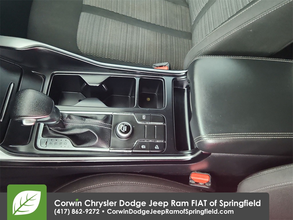 2021 Kia Sorento LX photo 27