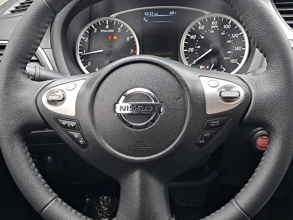2017 Nissan Sentra photo 12