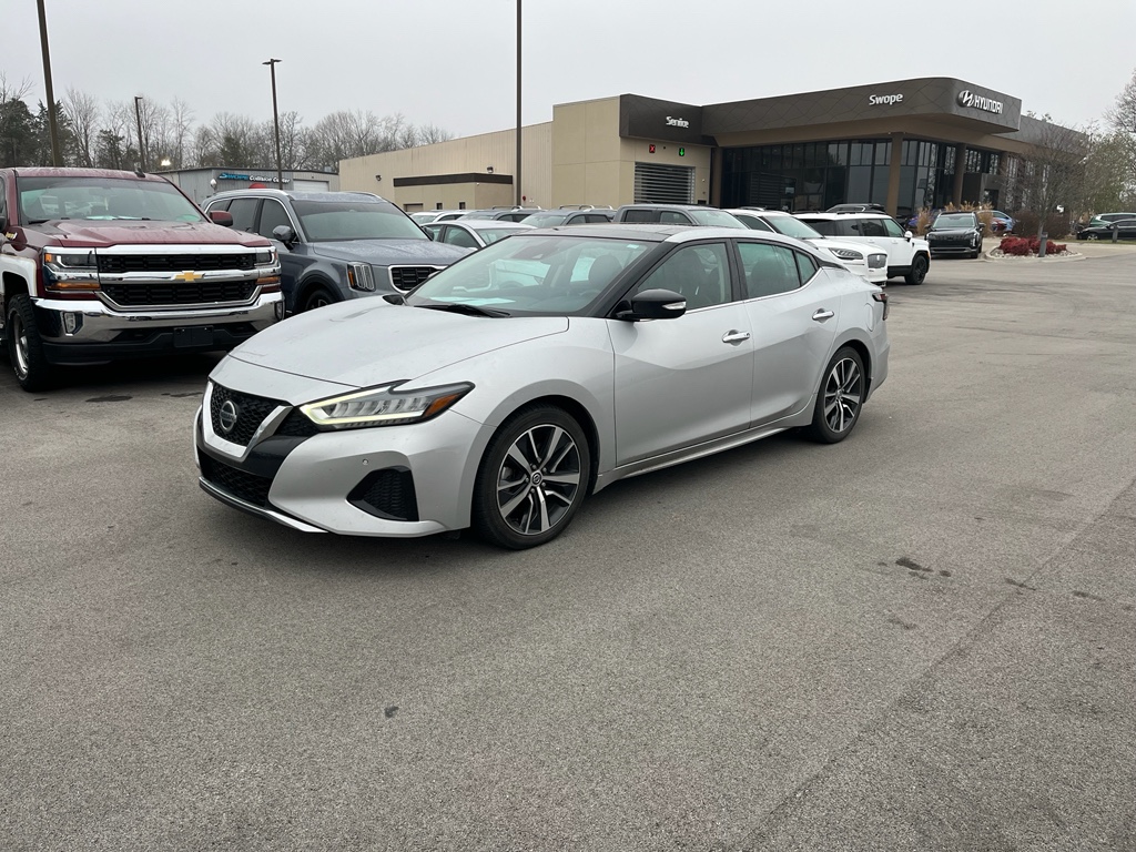 2020 Nissan Maxima SL's photo