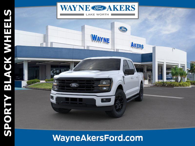 2025 Ford F-150 XLT photo 3