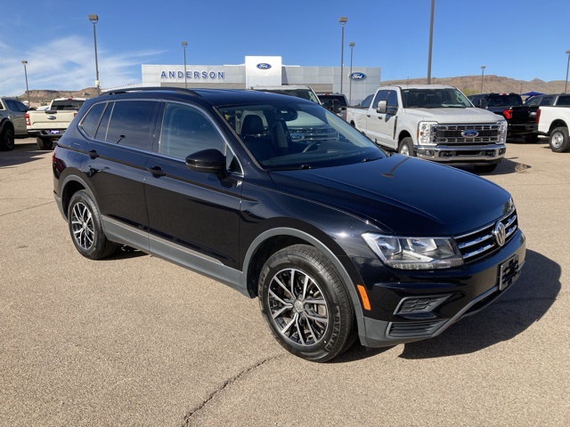 2021 Volkswagen Tiguan SE photo 3