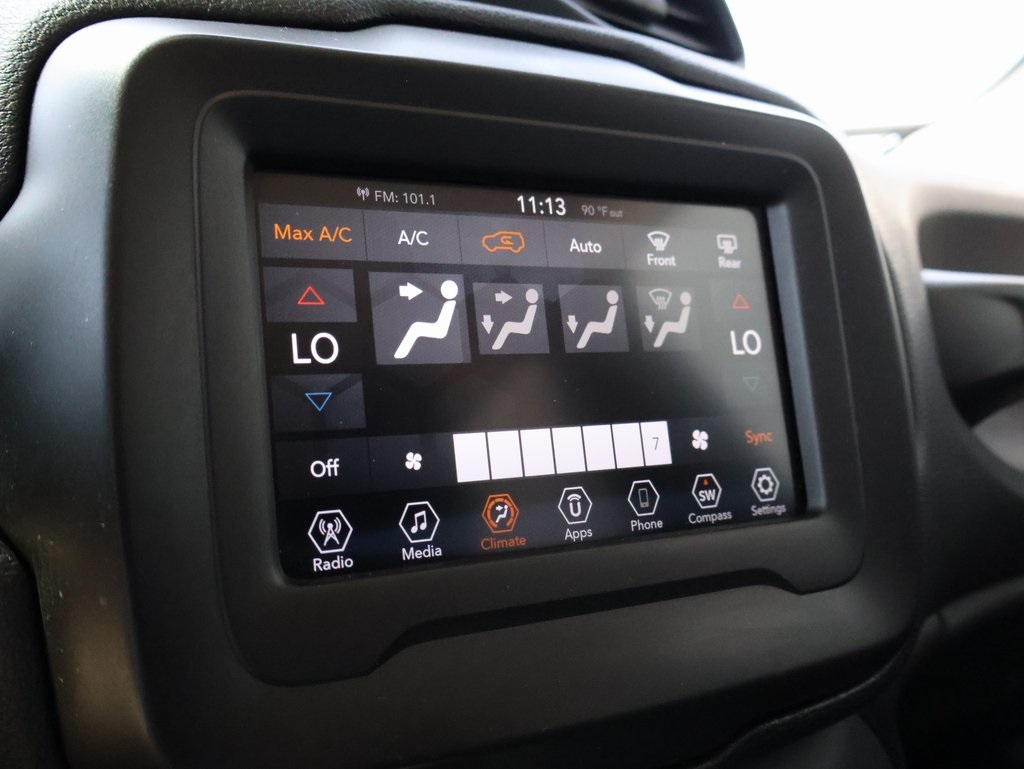 2020 Jeep Renegade Latitude photo 30
