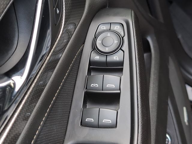2023 Chevrolet Traverse Premier photo 12