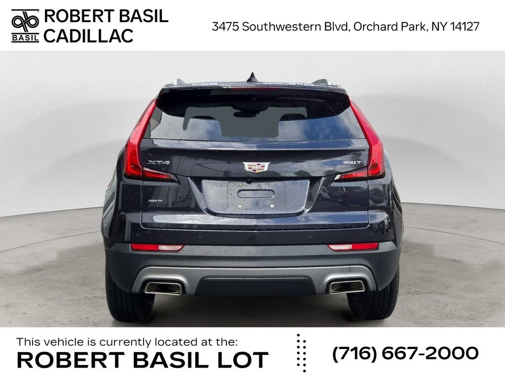 2023 Cadillac XT4 Premium Luxury photo 3