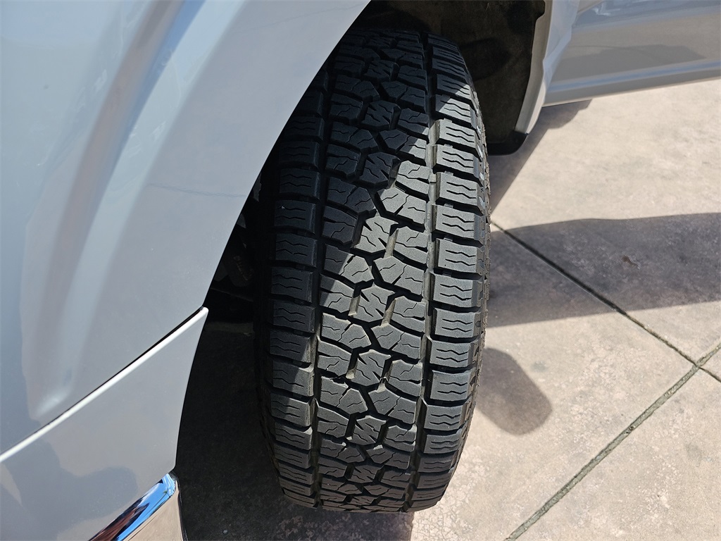 2023 Ford F-150 XLT photo 32