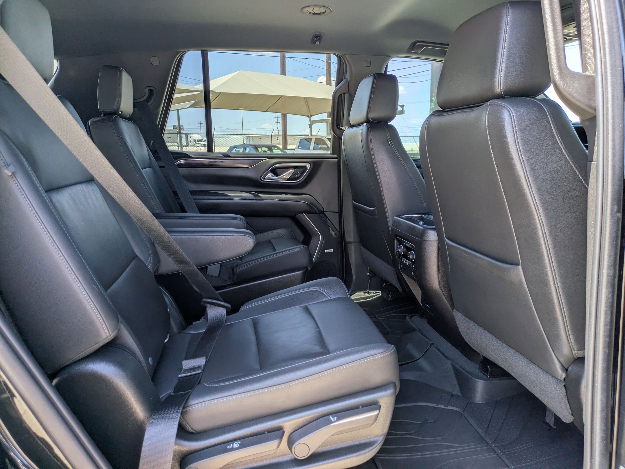 2021 Chevrolet Tahoe Z71 photo 26
