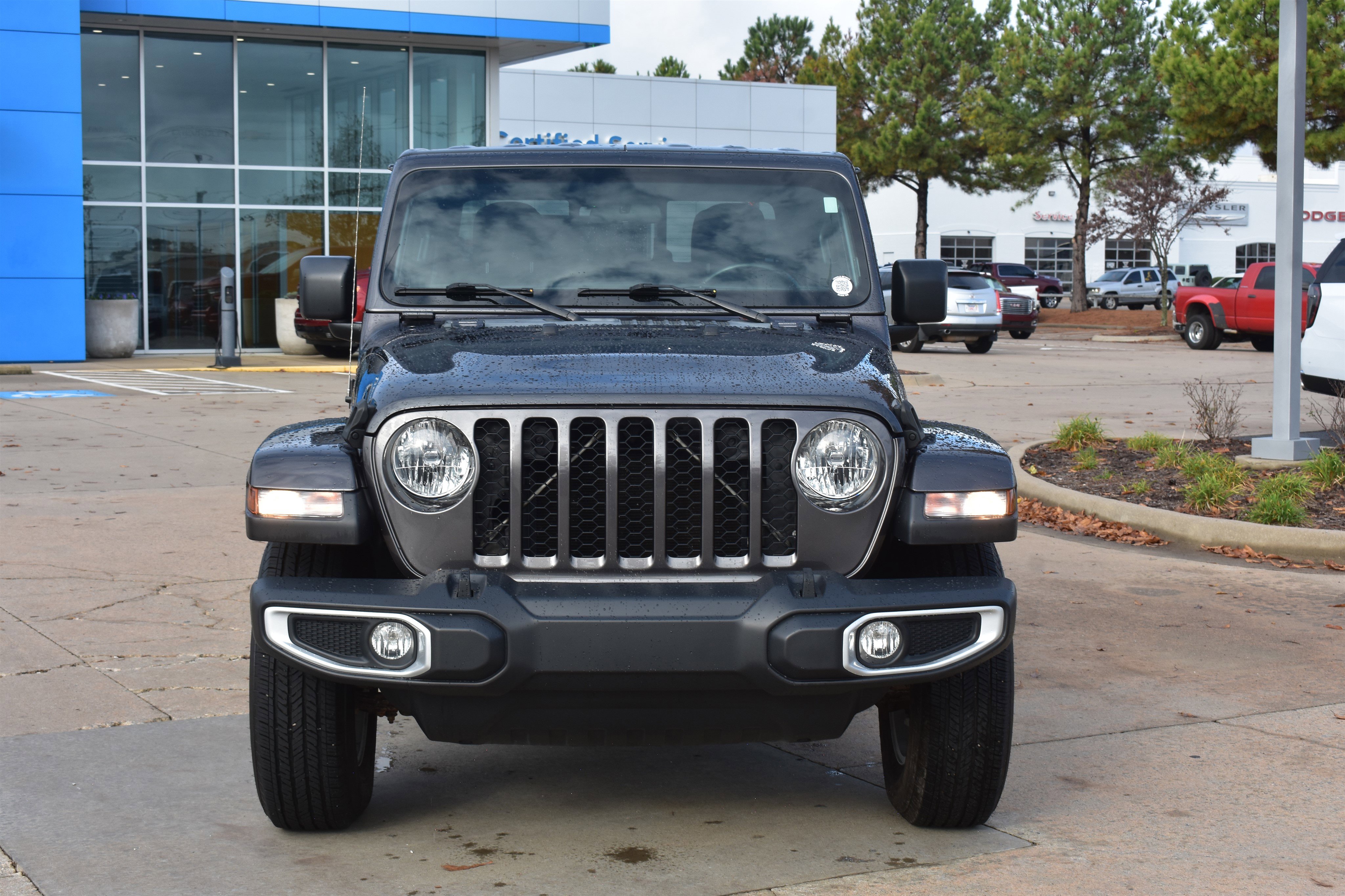 Used 2021 Jeep Gladiator Sport S with VIN 1C6HJTAG6ML504366 for sale in Little Rock