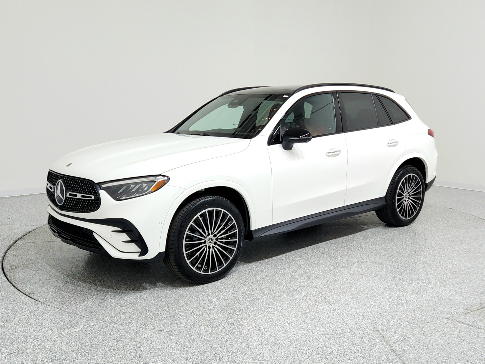 2026 Mercedes-Benz GLC Base's photo