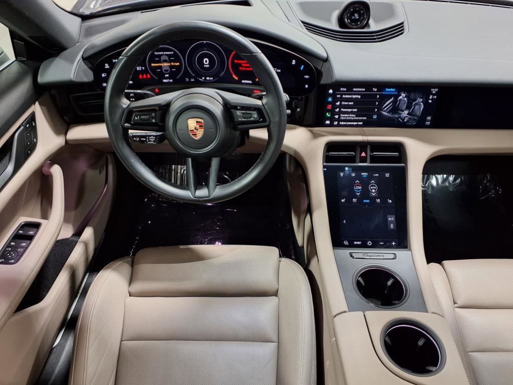 2024 Porsche Taycan 4S Cross Turismo photo 19