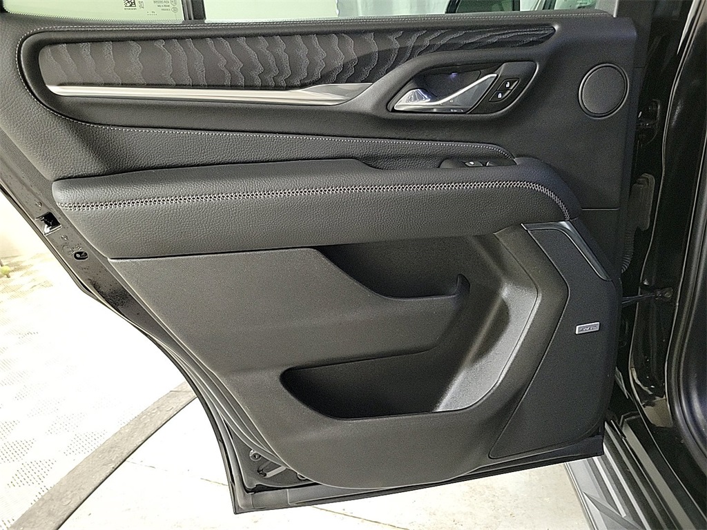 2024 GMC YUKON - Image 23