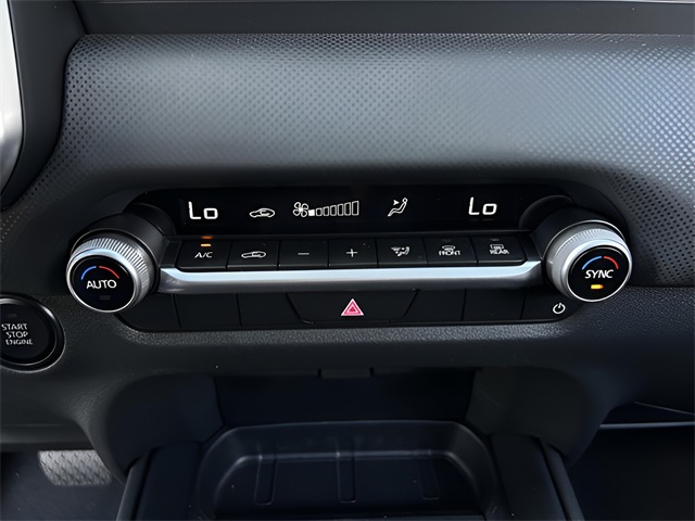 2025 Mazda CX-50 2.5 Select photo 18