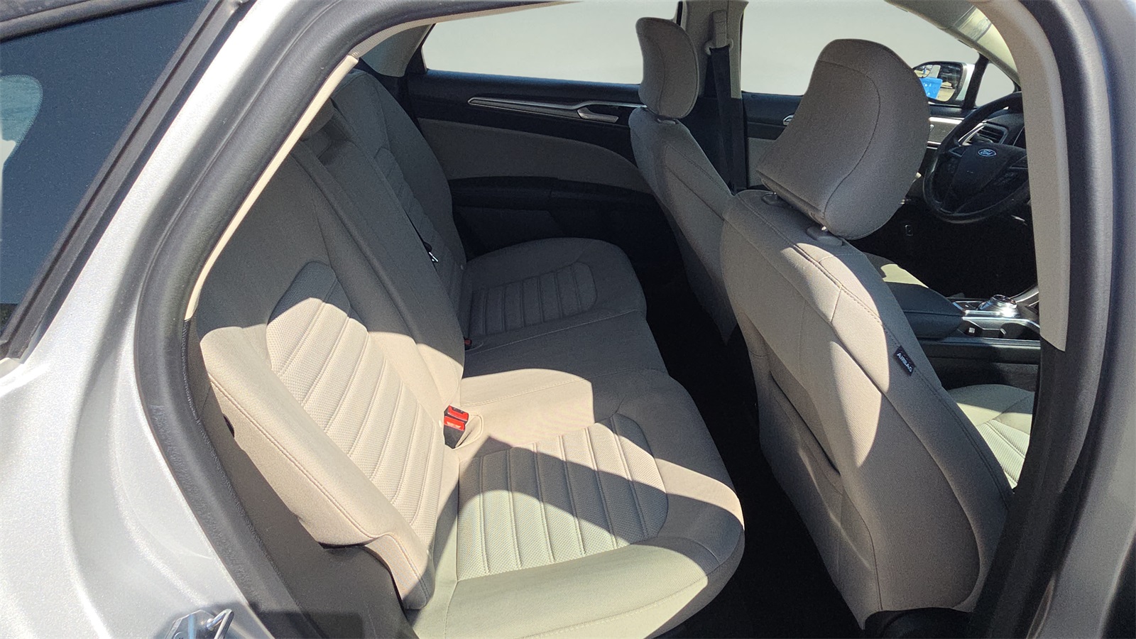 2018 Ford Fusion Hybrid S photo 23