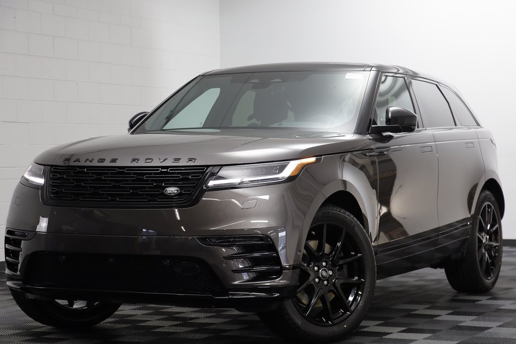 2026 Land Rover Range Rover Velar Dynamic SE