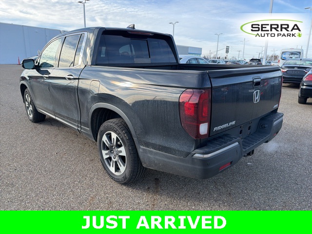 2017 Honda Ridgeline RTL-E photo 4