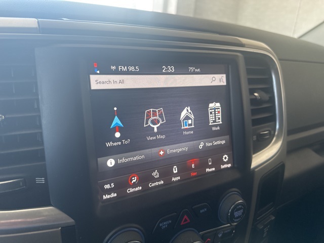 2020 Ram 1500 Classic SLT photo 13
