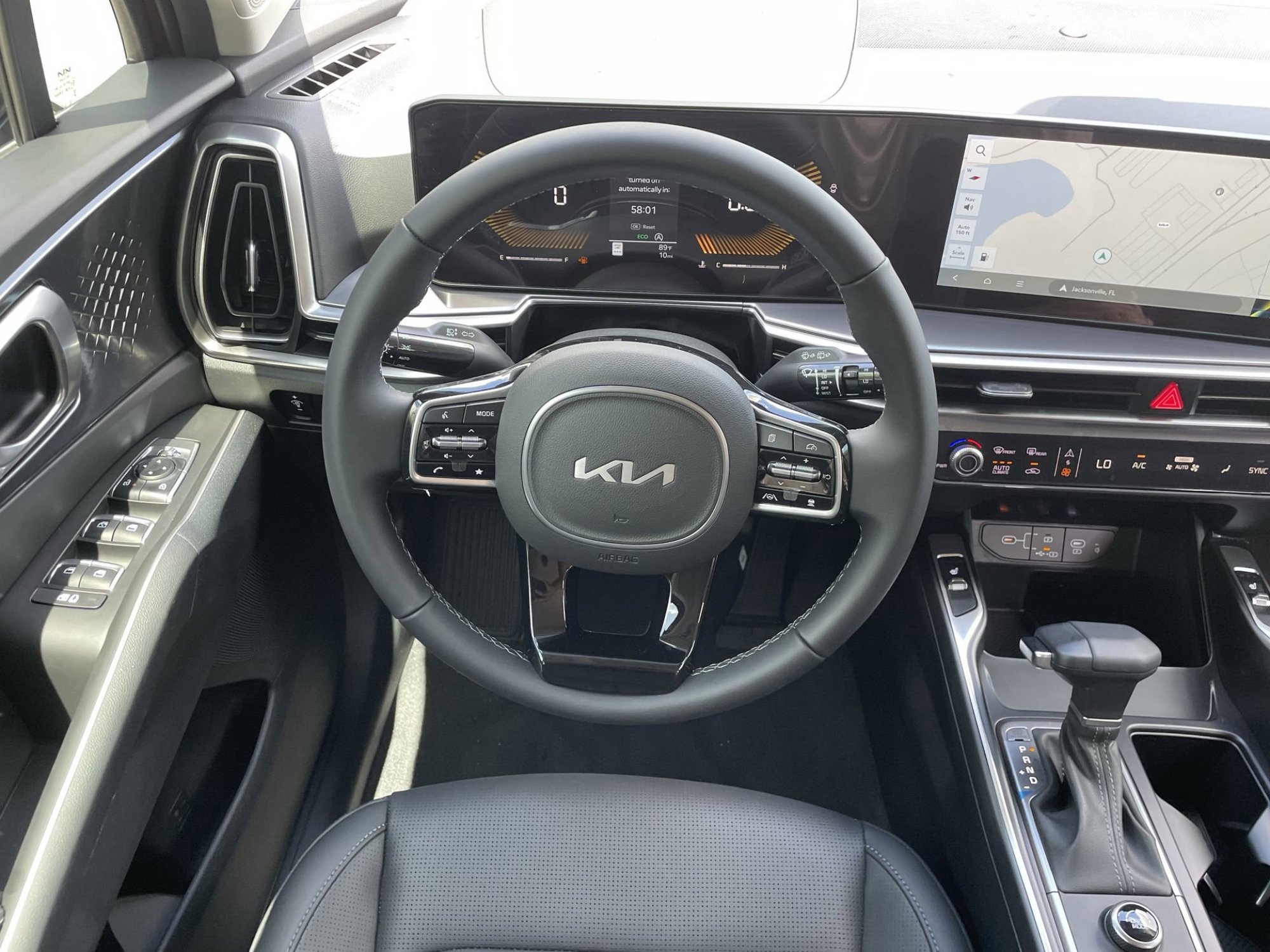 2025 Kia Sorento S photo 8