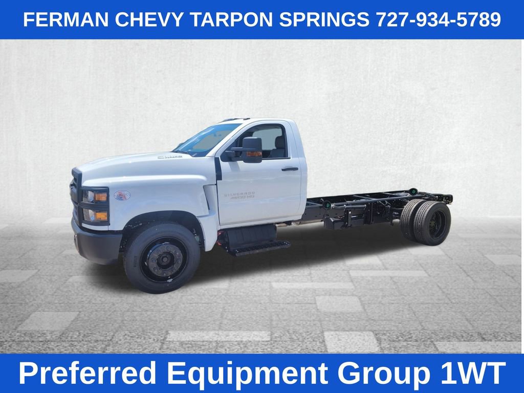 2024 Chevrolet Silverado 4500HD Work Truck photo 3