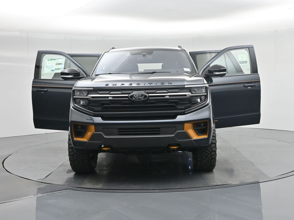 2025 Ford Expedition photo 33