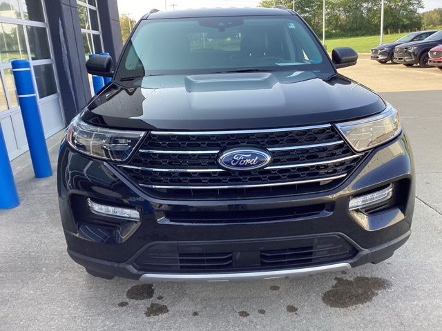 2022 Ford Explorer XLT photo 2