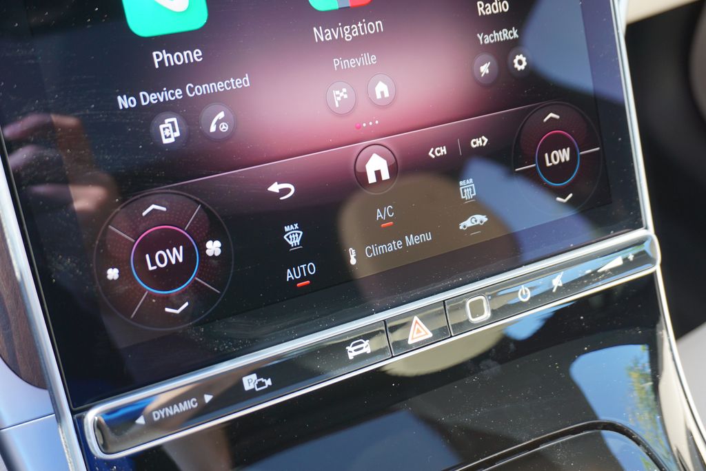 2025 Mercedes Benz C 300 photo 35