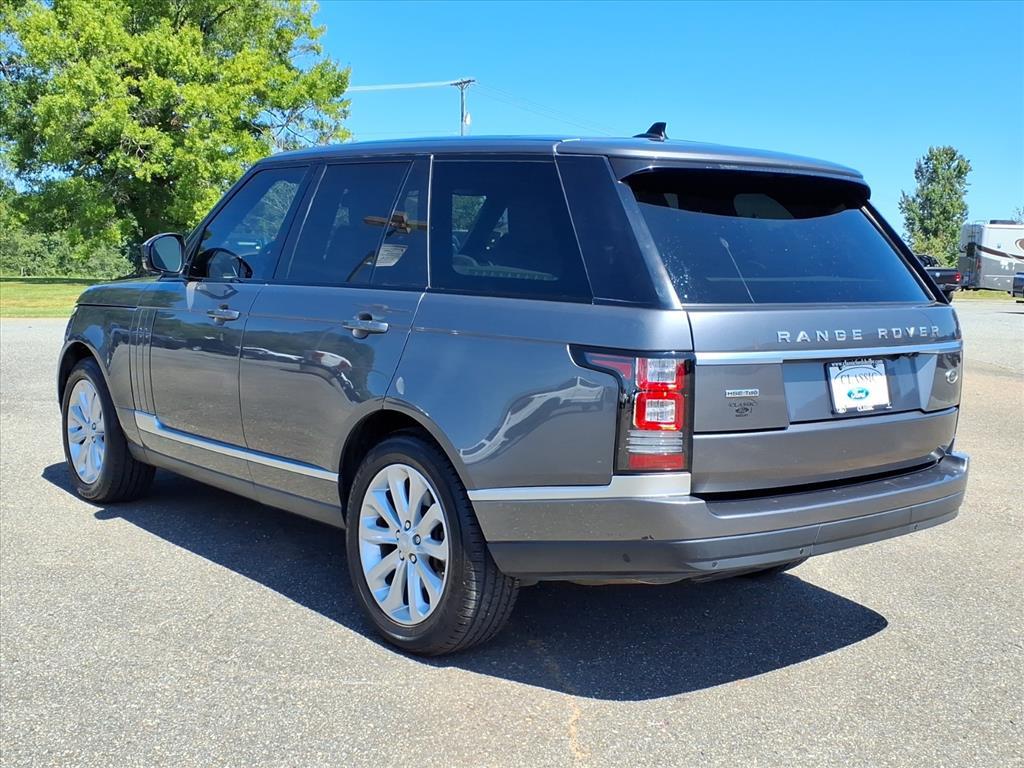 2016 Land Rover Range Rover HSE photo 18