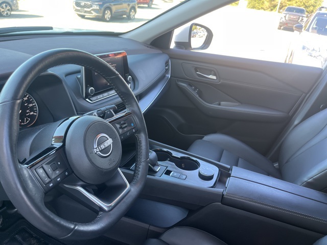 2023 Nissan Rogue SV photo 9