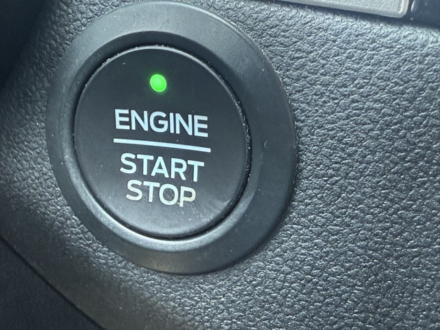 2020 Ford Escape SE photo 20