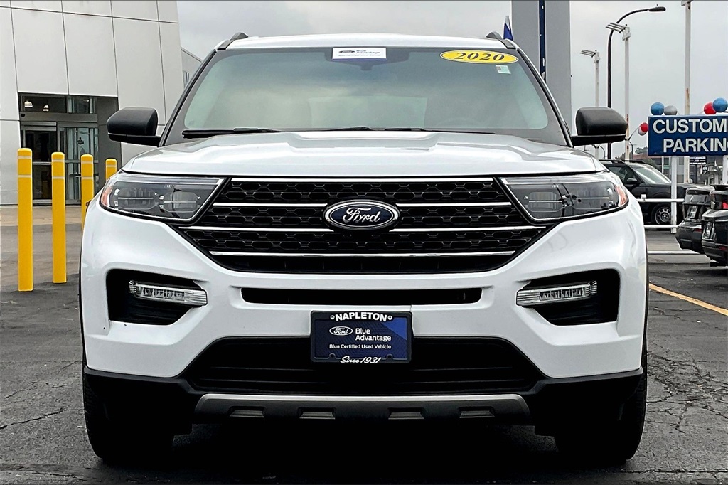 2020 Ford Explorer XLT photo 2