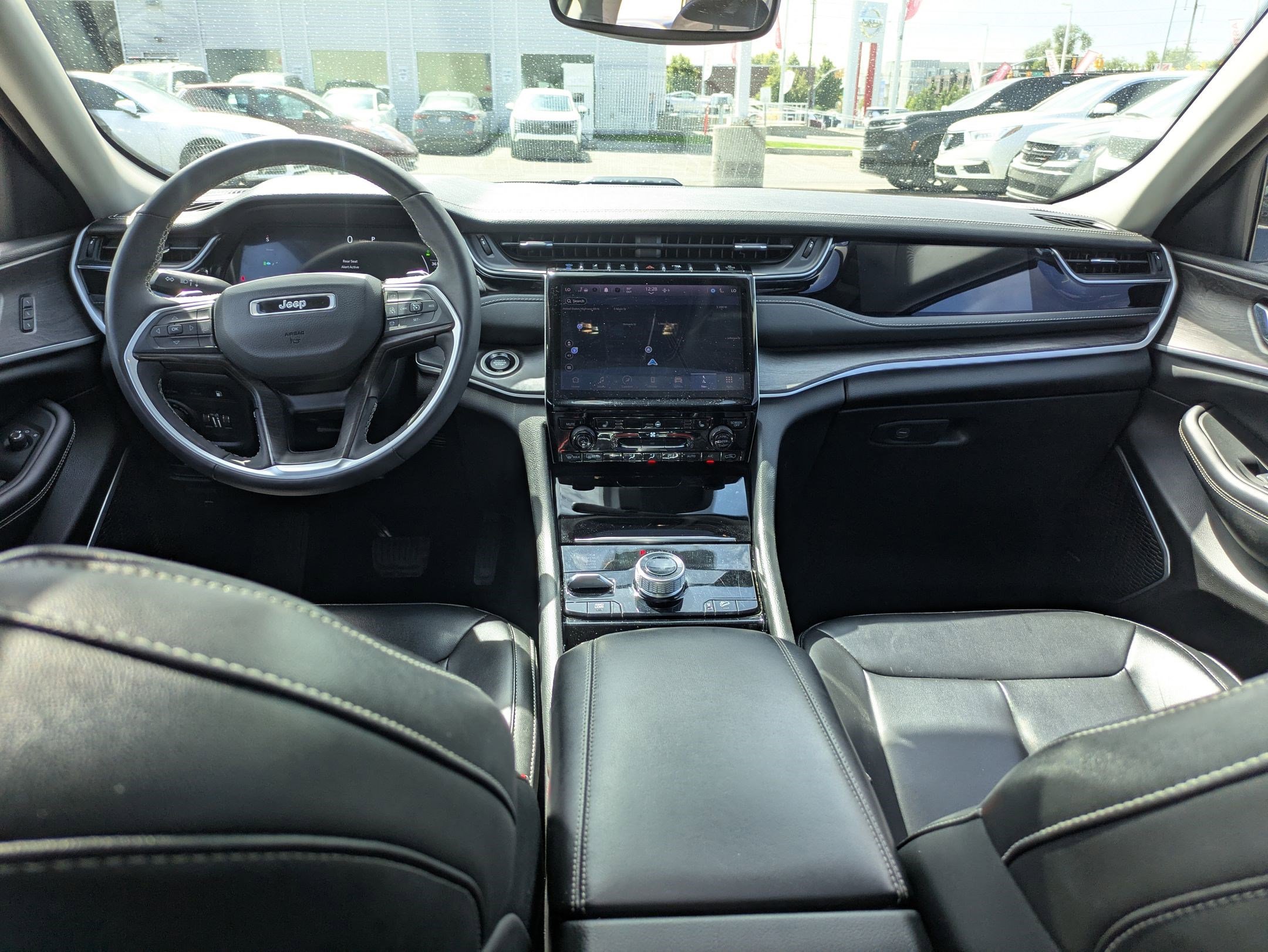 2023 Jeep Cherokee 4xe photo 23