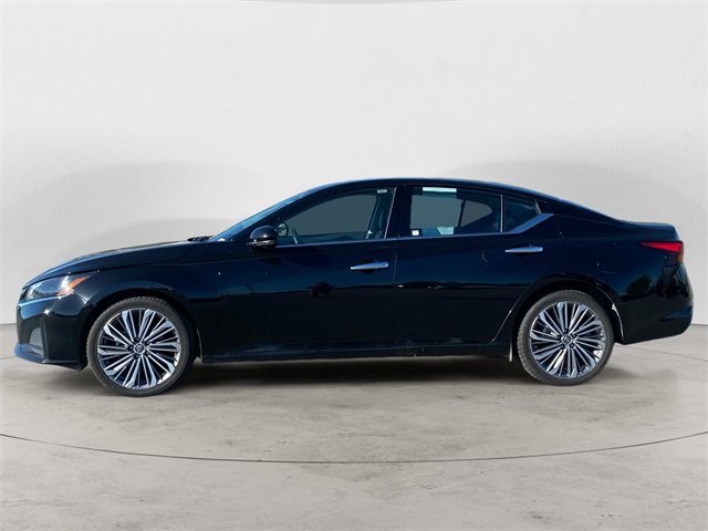 2024 Nissan Altima 2.5 SL photo 2