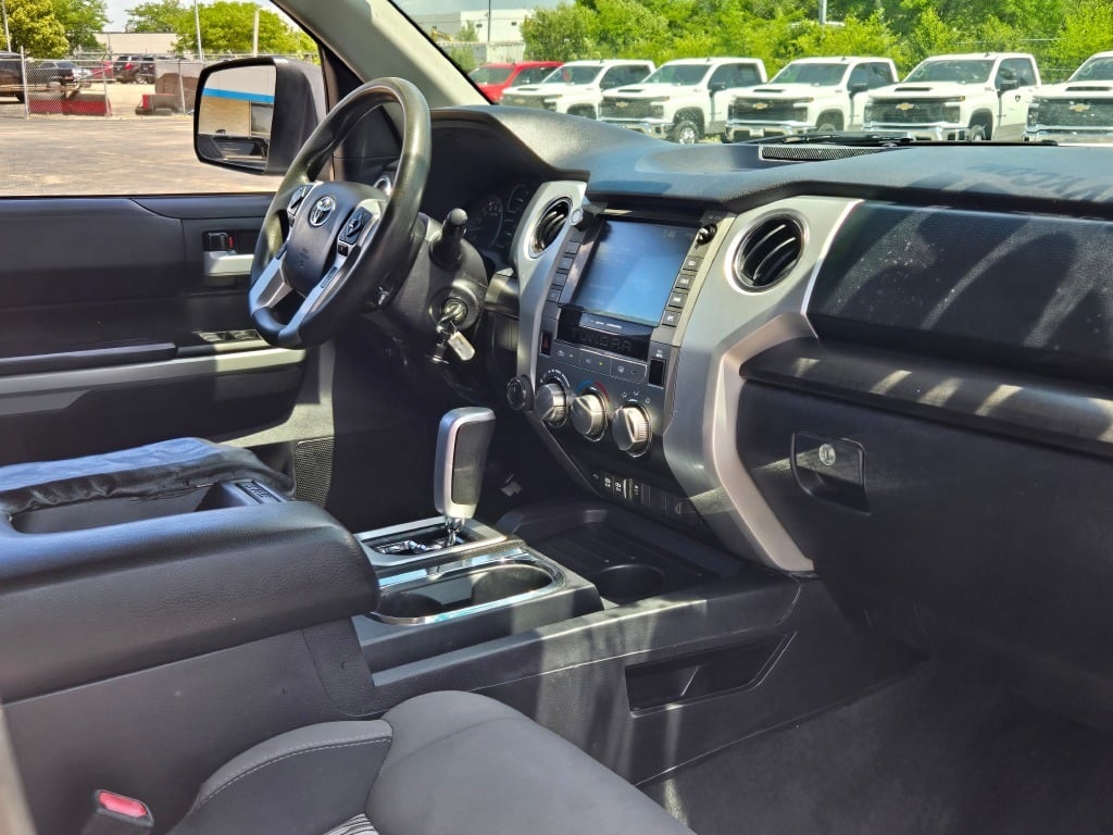 2021 Toyota Tundra CrewMax TRD Pro photo 5