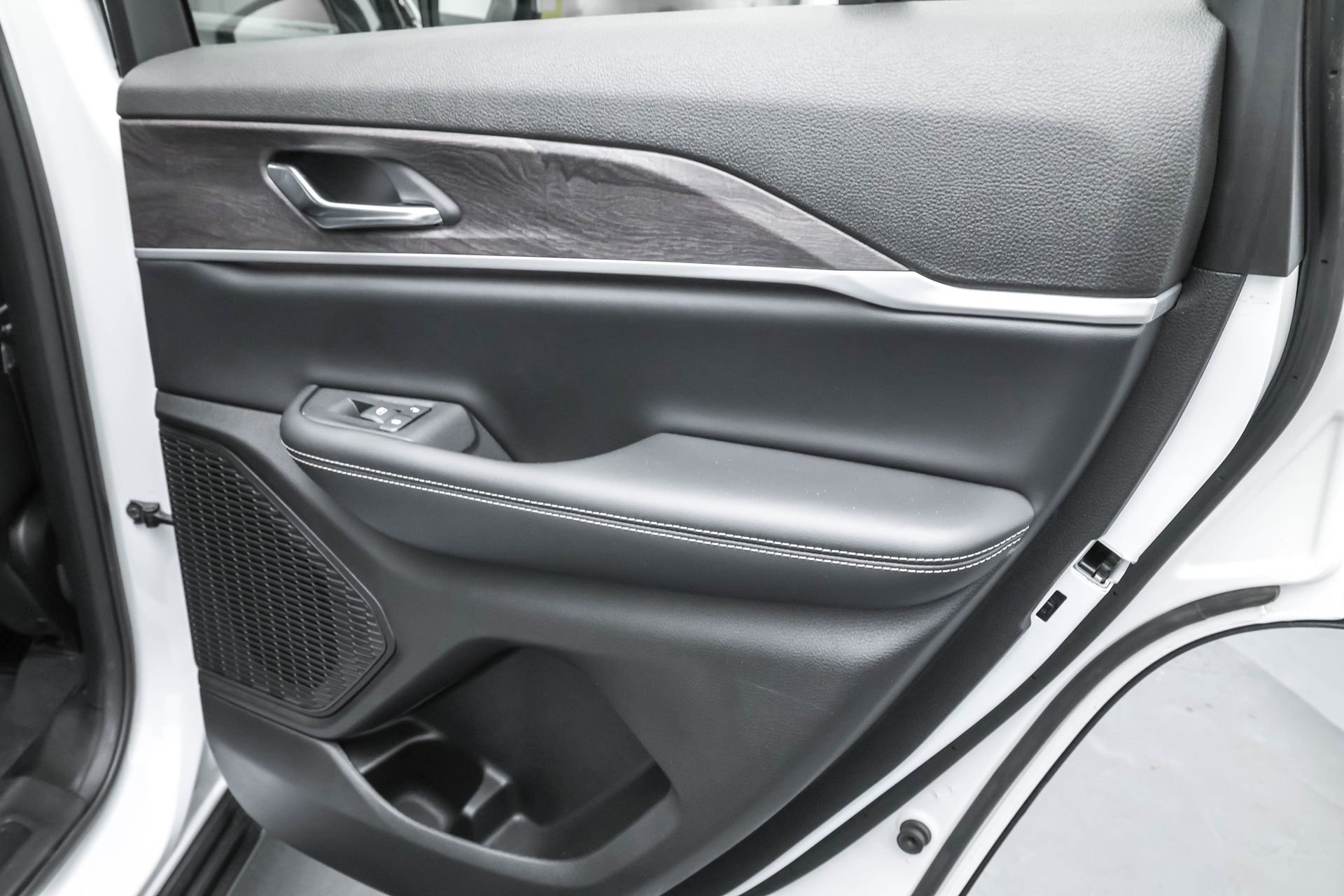 2024 Jeep Grand Cherokee Limited photo 23