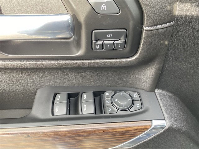 2022 Chevrolet Silverado 3500HD High Country photo 4