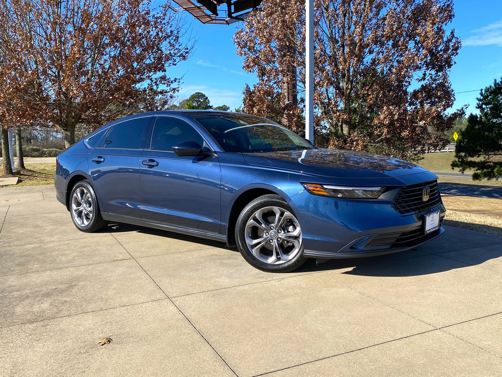 2024 Honda Accord EX's photo