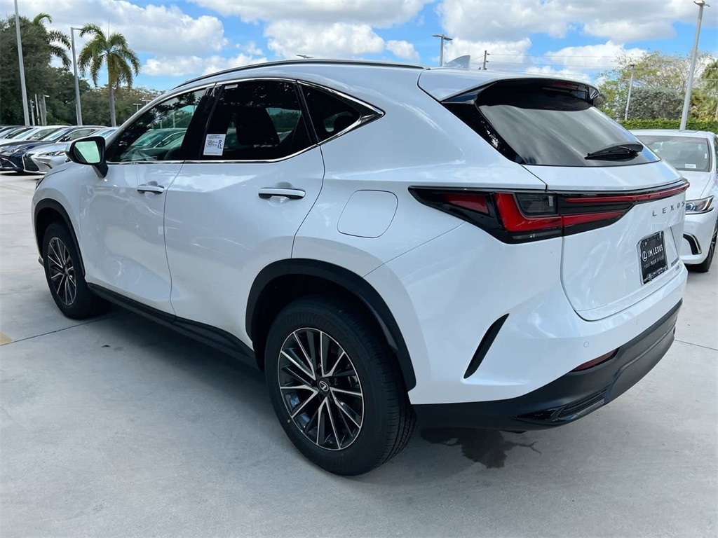 2026 Lexus NX 350h Premium photo 4