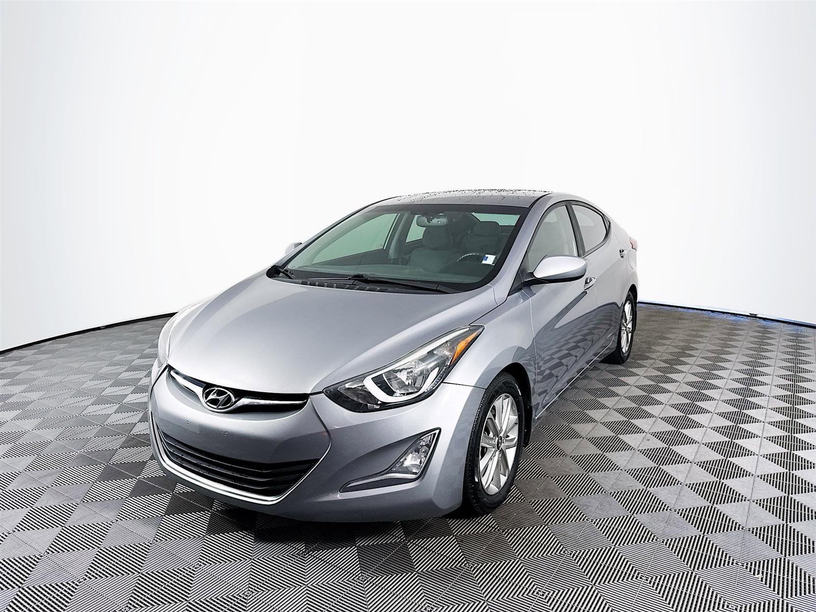 2015 Hyundai Elantra SE photo 3