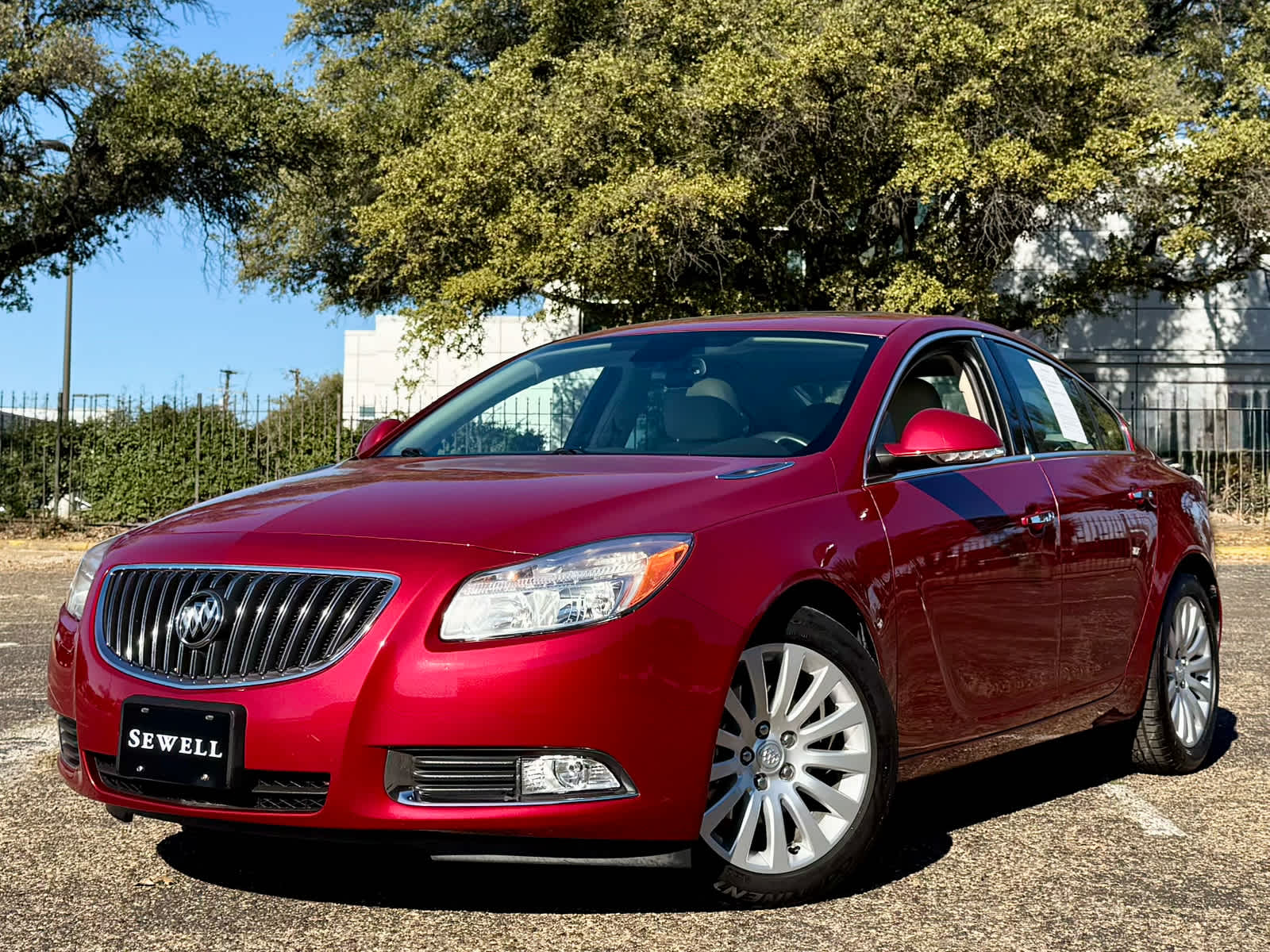 2013 Buick Regal Premium 1's photo