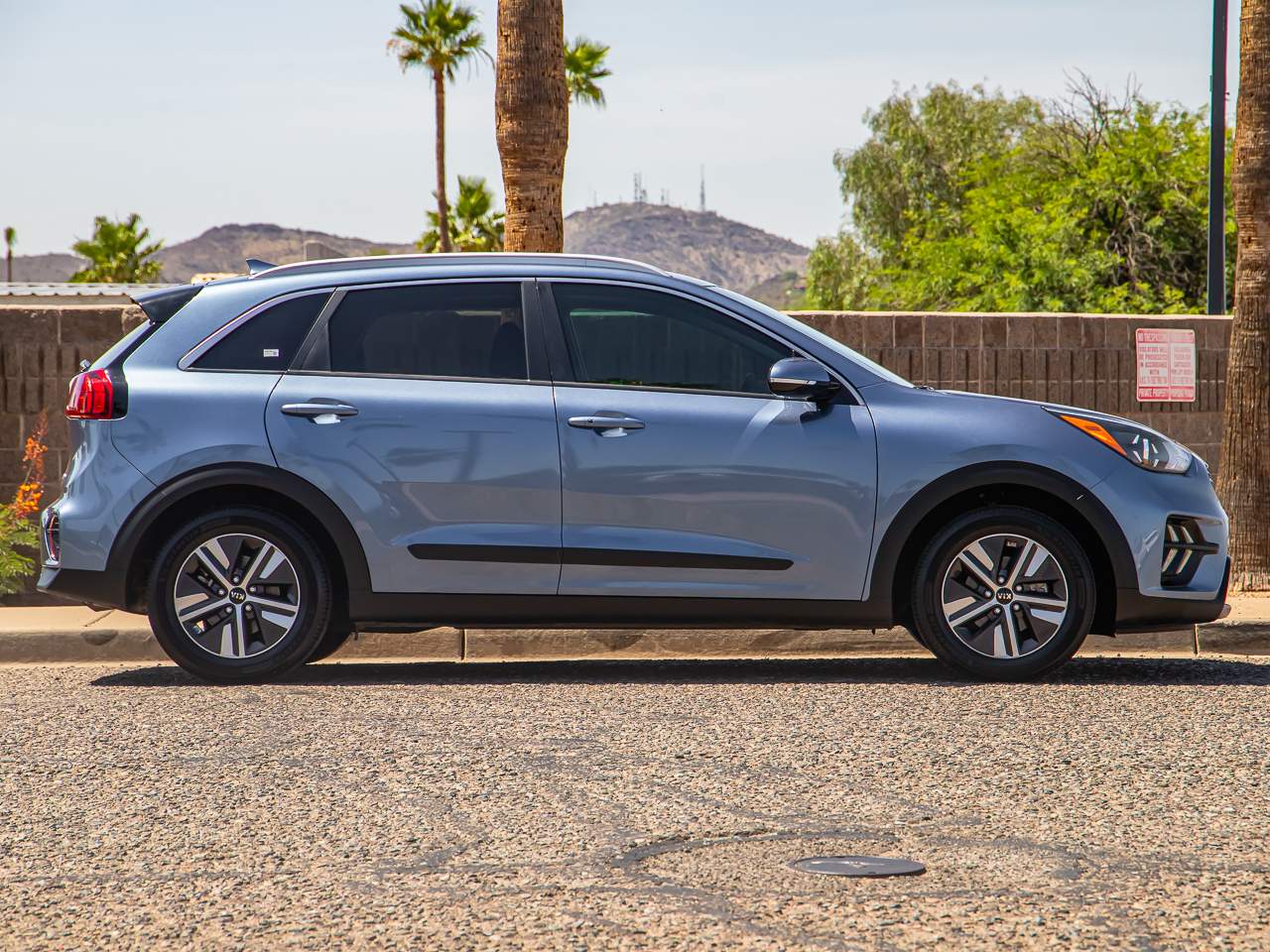 2020 Kia Niro EX Premium photo 4