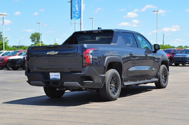 2025 Chevrolet Silverado EV LT photo 3