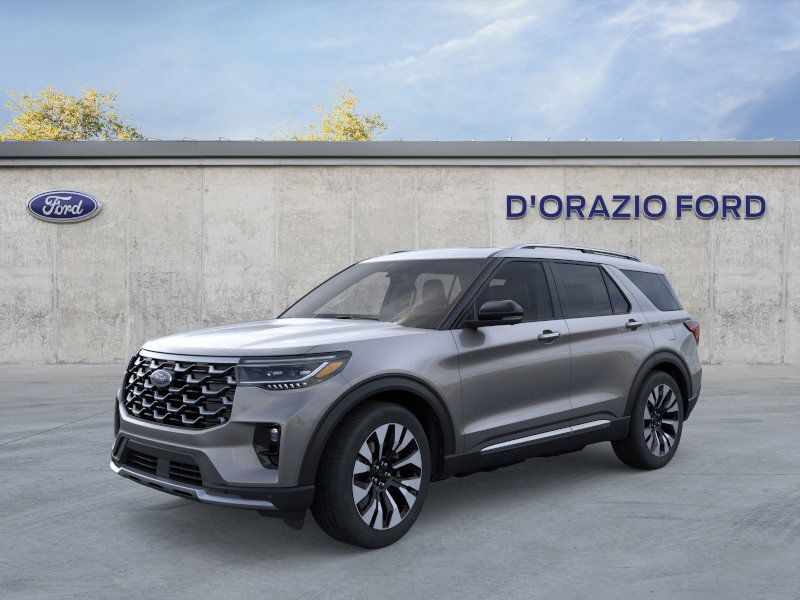 2026 Ford Explorer Platinum's photo