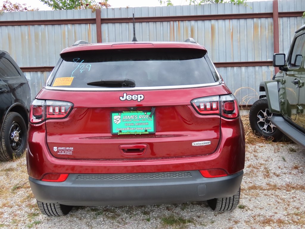 2022 Jeep Compass Latitude photo 10