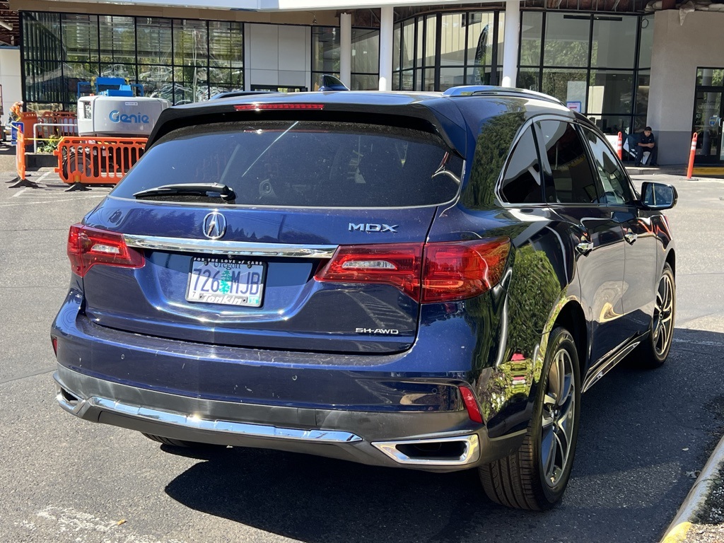 2017 Acura MDX SH-AWD Advance Entertainment photo 3