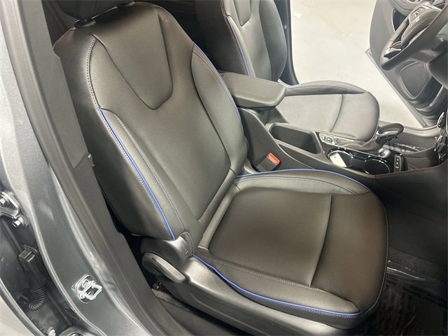 2025 Buick Encore GX Sport Touring photo 23