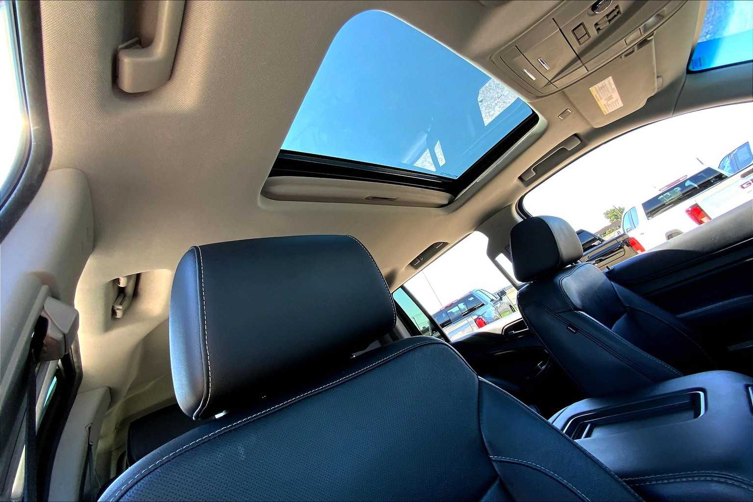 2020 Gmc Yukon XL SLT photo 13