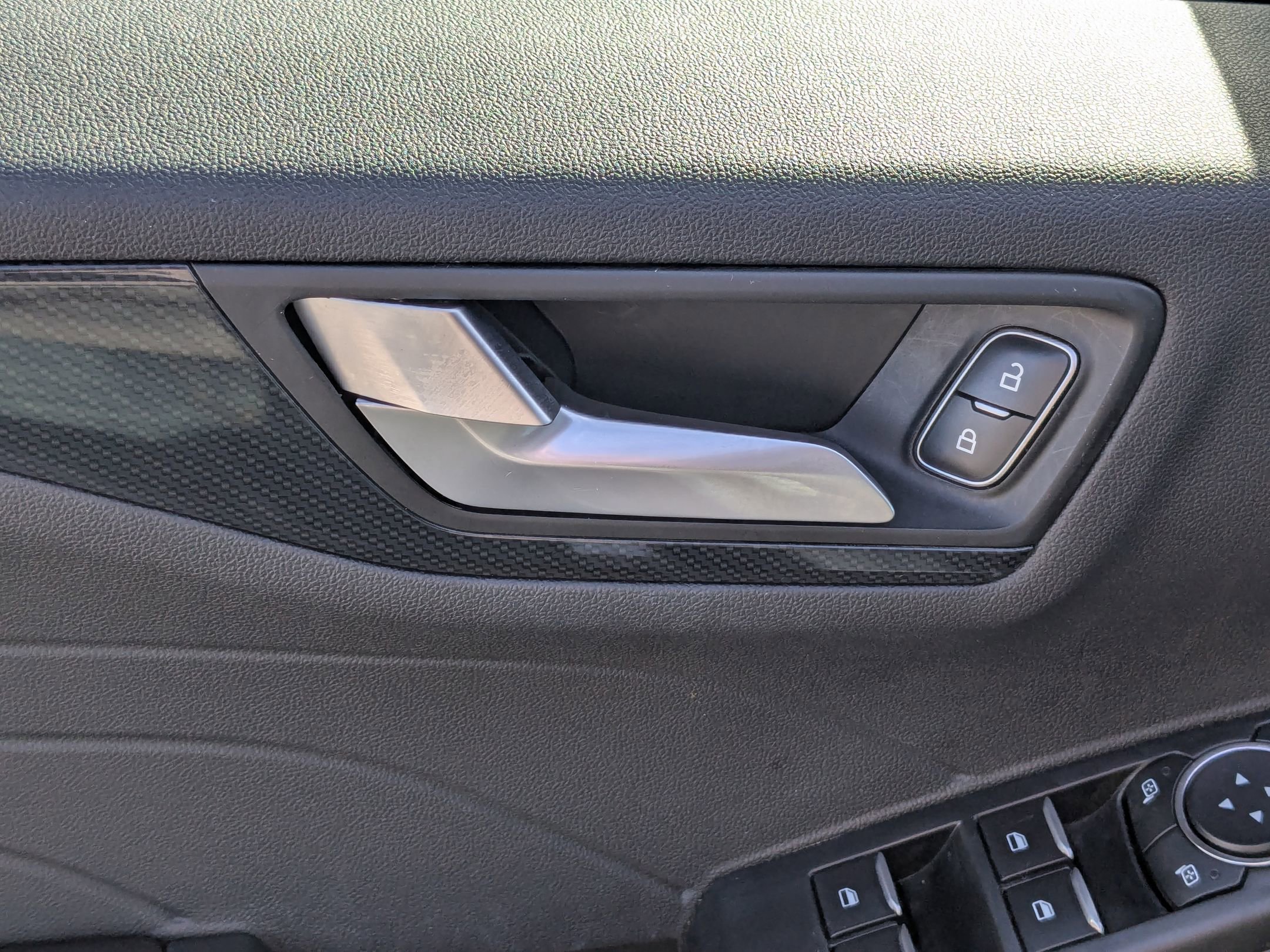 2023 Ford Escape ST-Line photo 13