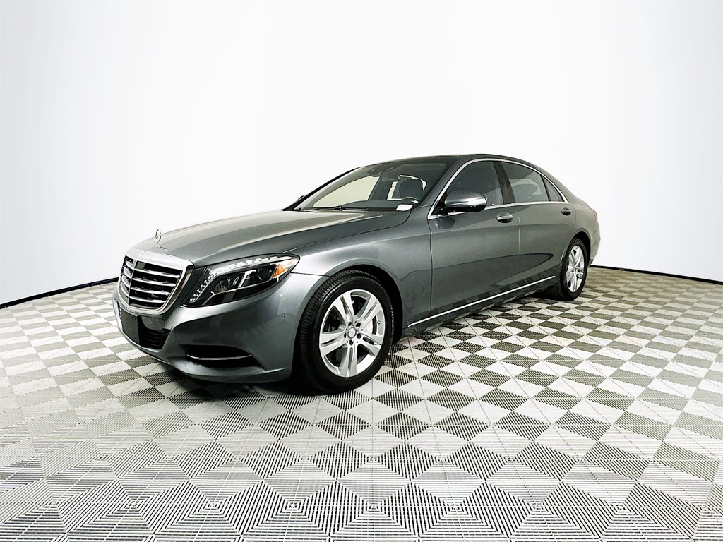 2017 Mercedes Benz S 550 4MATIC photo 3