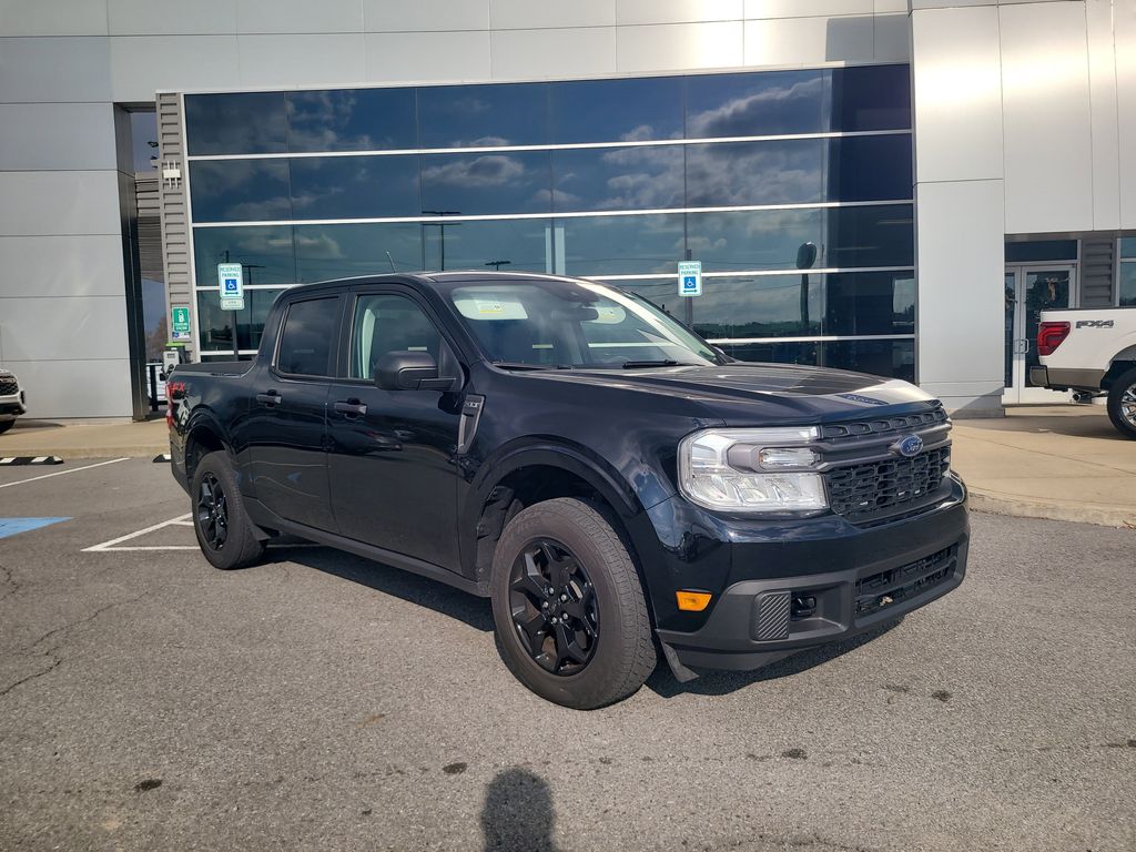 2023 Ford Maverick XLT's photo