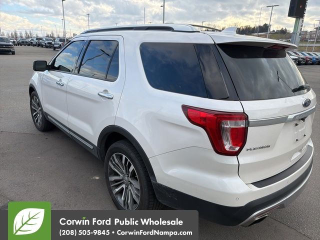 2017 Ford Explorer Platinum photo 3
