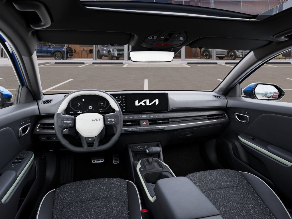 2025 Kia K4 GT-Line photo 14